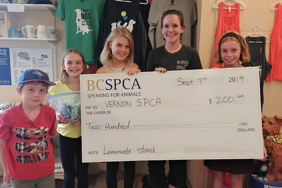 18453657_web1_SPCA-LEMONADE