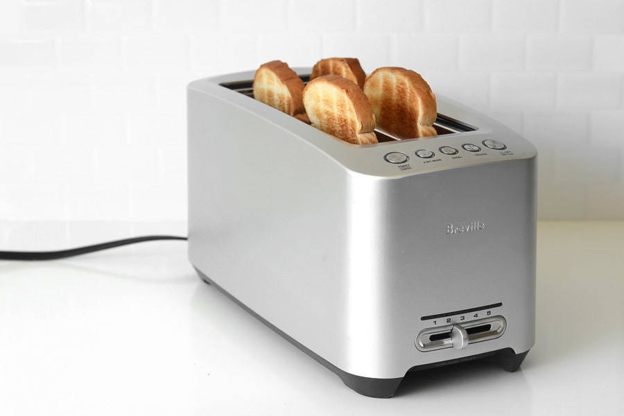 21265813_web1_200415-VMS-Mitchells-musings-toaster_1