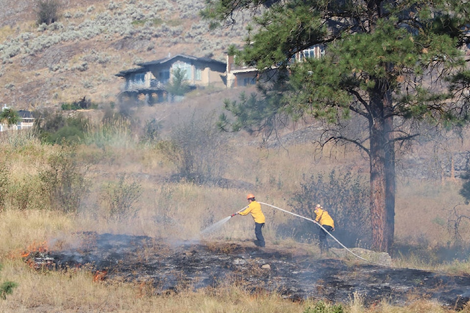 22428839_web1_200820-VMS-becker-park-fire-FIRE_1