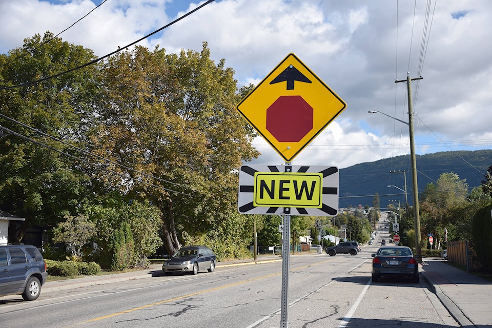 22994476_web1_201015-VMS-CITY-stop-sign-temporary-stop-sign_1