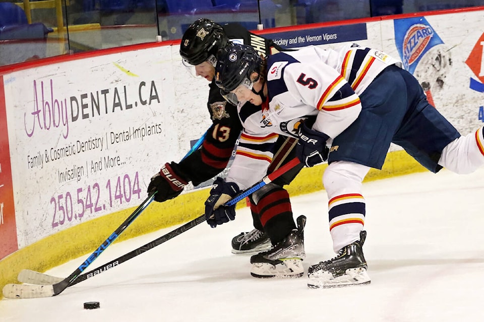 Eight years between playoff dates for Vernon Vipers, West Kelowna Warriors  - Vernon Morning Star