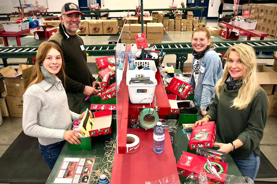 27466972_web1_211216-VMS-shoeboxes-Friesen_1