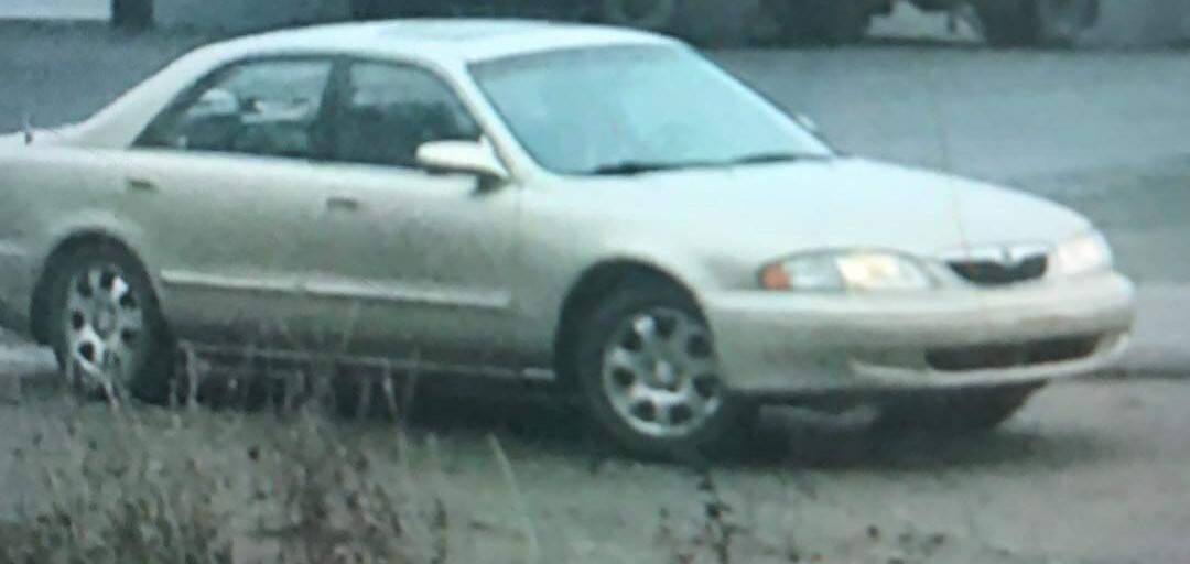 28316037_web1_220303-VMS-robbery-car_2