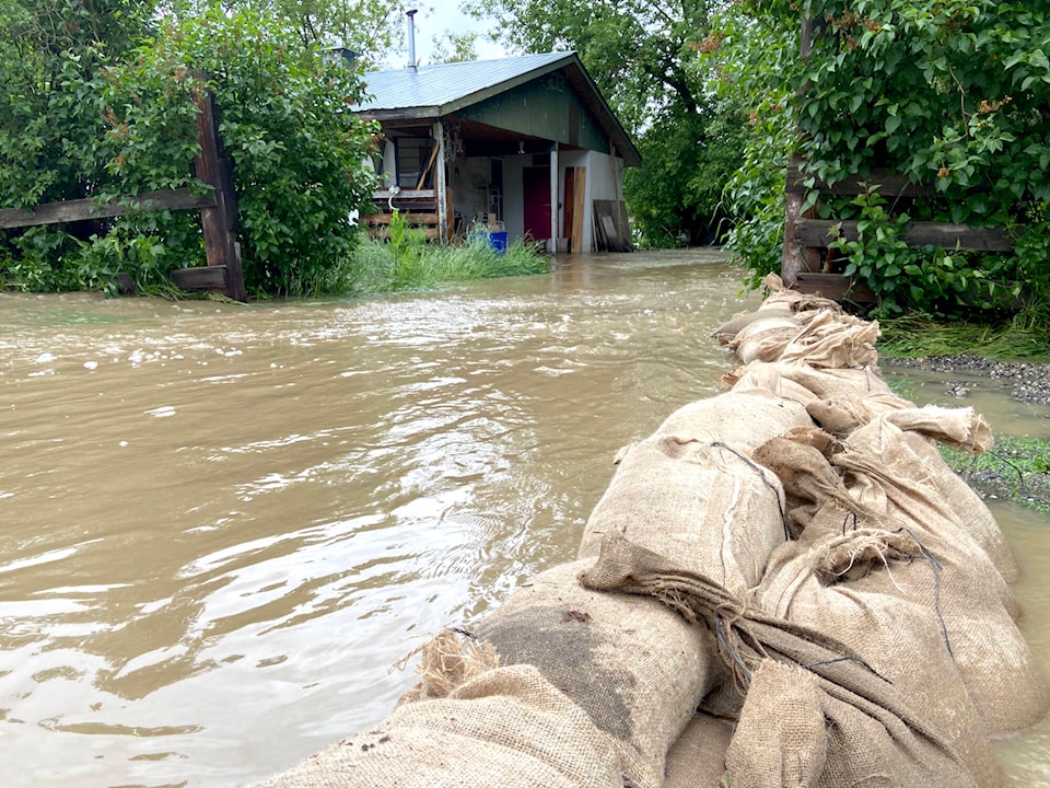 29449664_web1_220616-VMS-floods-whitevale-lumby_2