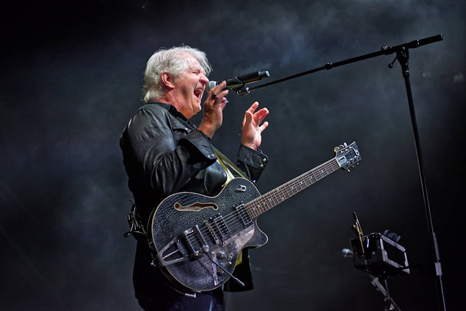 Tom Cochrane closes out the night on the ROOTSandBLUES Main Stage on Friday, Aug. 19, 2022. (Lachlan Labere-Salmon Arm Observer)