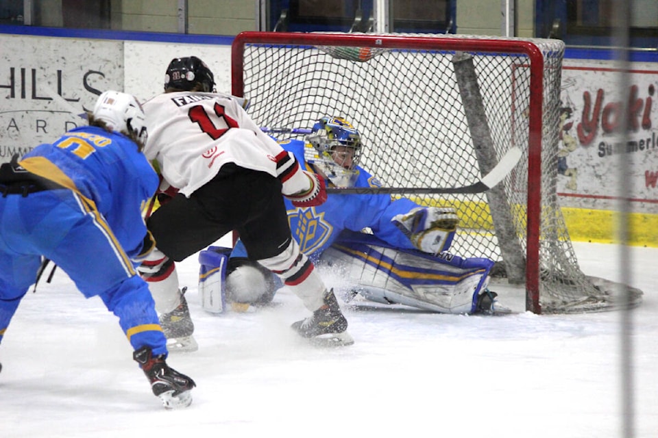 30377052_web1_copy_220324-VMS-hockey-school-league-SCHOOLHOCKEY_2