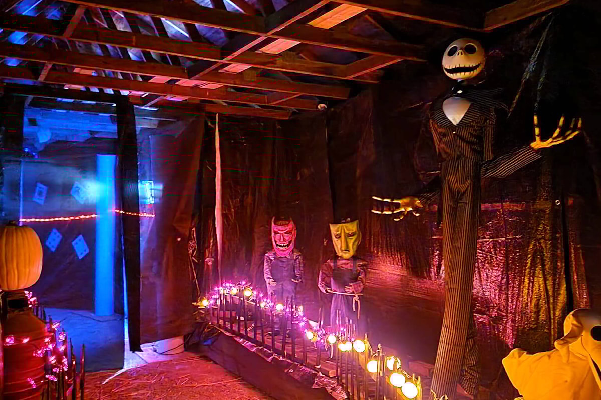 Darkness lights need for Halloween safety in Vernon Vernon Morning Star