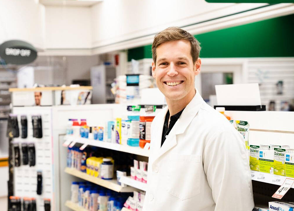 31252251_web1_221215-VMS-pharmacist-armstrong_1