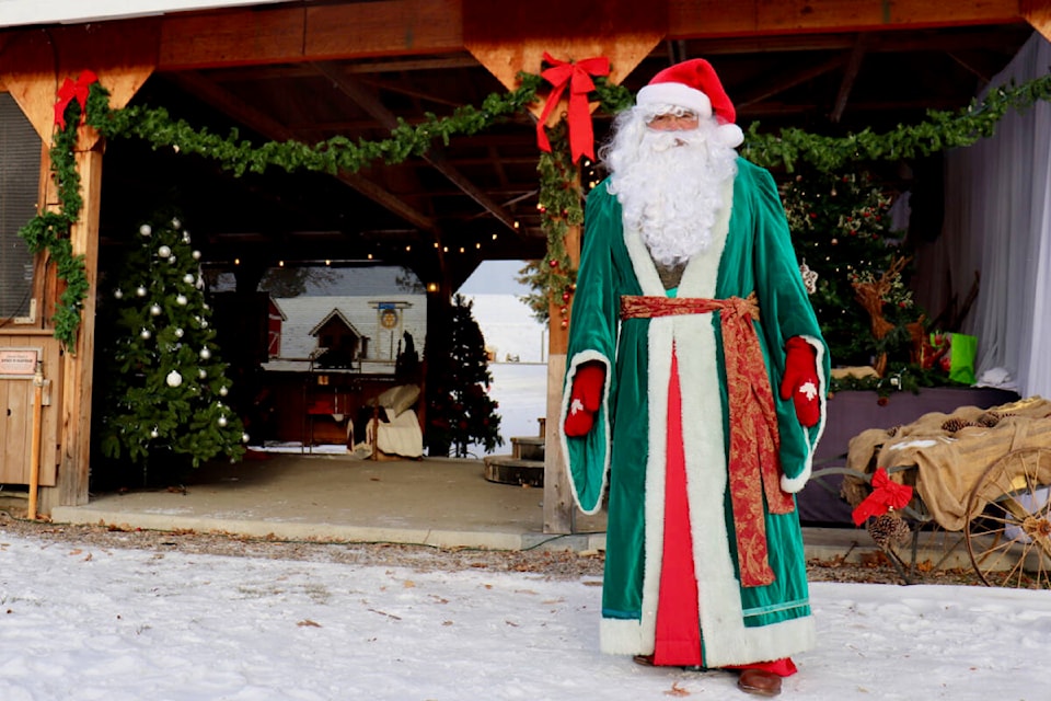 Santa Claus makes an appearance at the Historic O’Keefe Ranch’s Victorian Christmas, which is on again Dec. 10 and 11, and Dec. 17 and 18. (Jennifer Blake Photo)