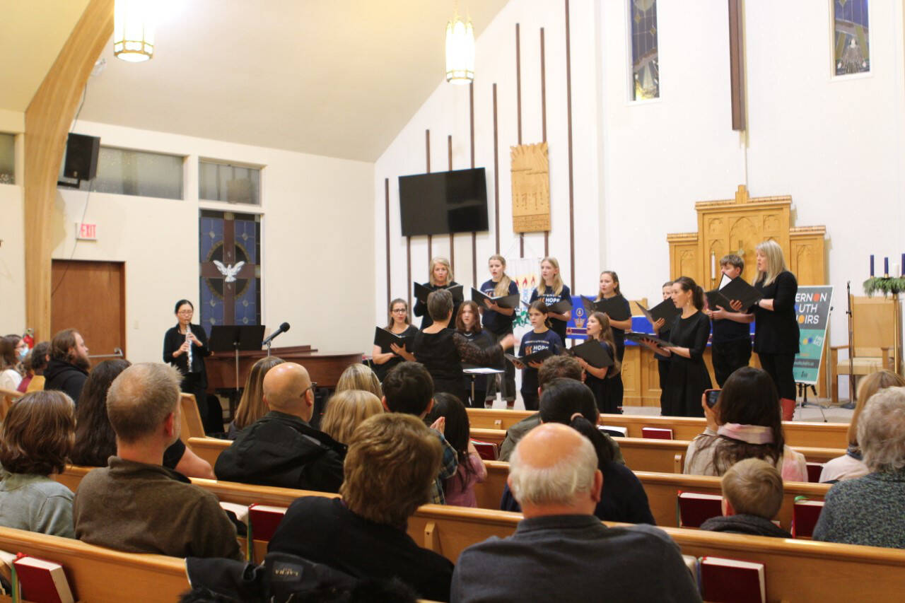 31718360_web1_230202-VMS-choir-church_1