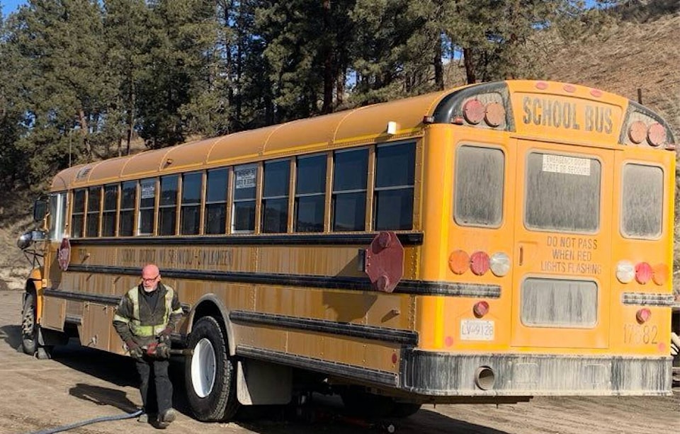 32147233_web1_230323-PSS-busaccident-_1