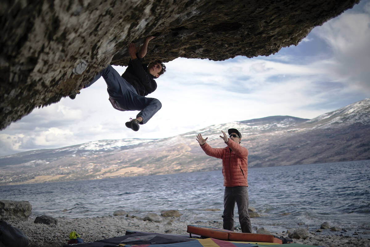 32362666_web1_230413-KCN-climber-pics_5