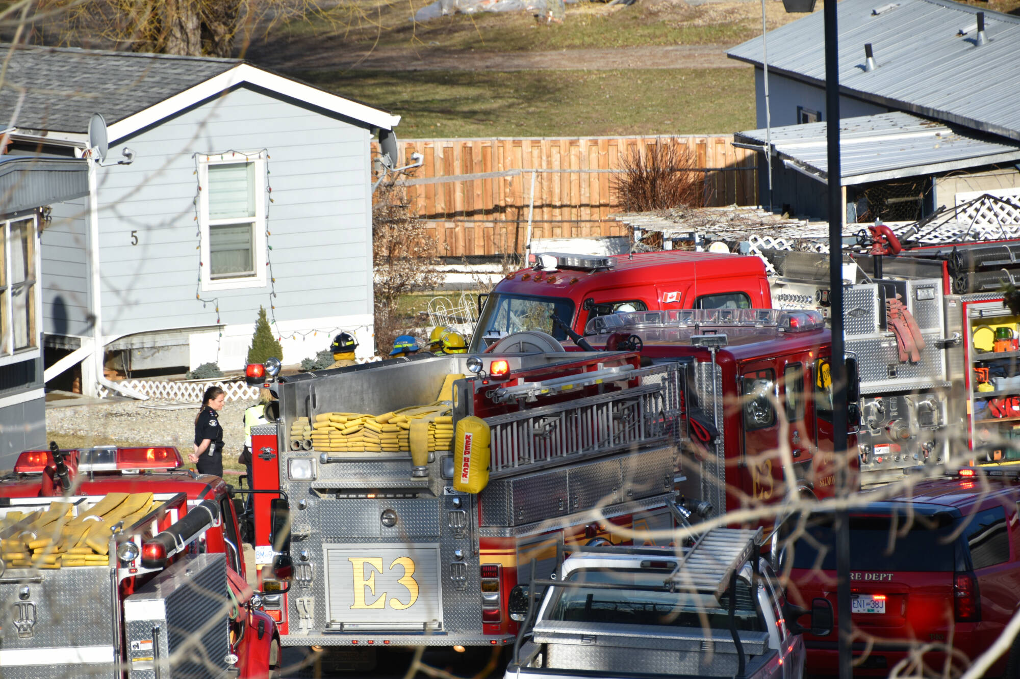 A full contingent of firefighters and fire trucks, as well as RCMP and ambulance personnel, responded to a report of a fire at the Stardust Mobile Home Park about 5 p.m. on Wednesday, April 5. (Martha Wickett-Salmon Arm Observer)