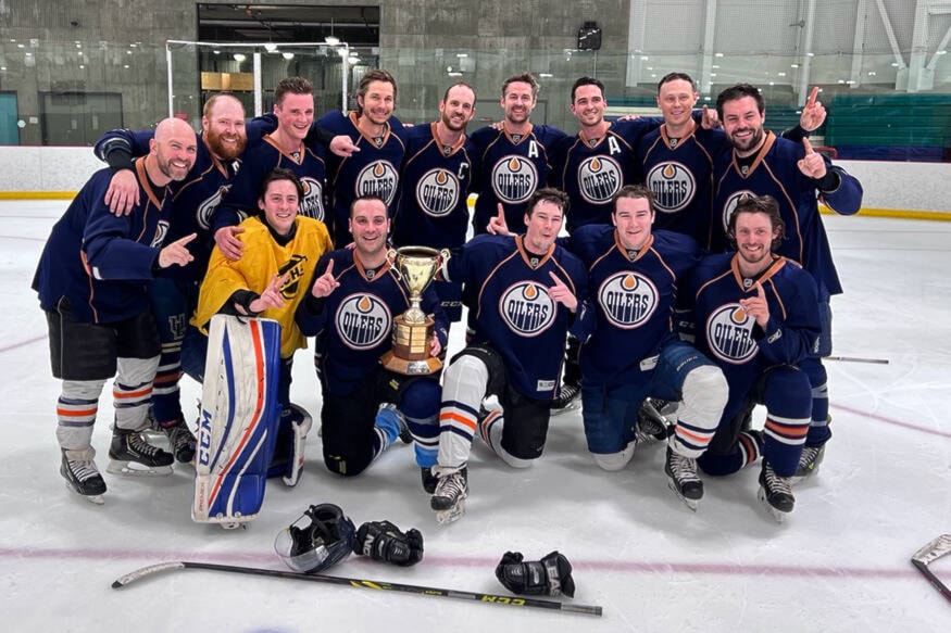32390058_web1_230413-VMS-rec-hockey-OILERS_1