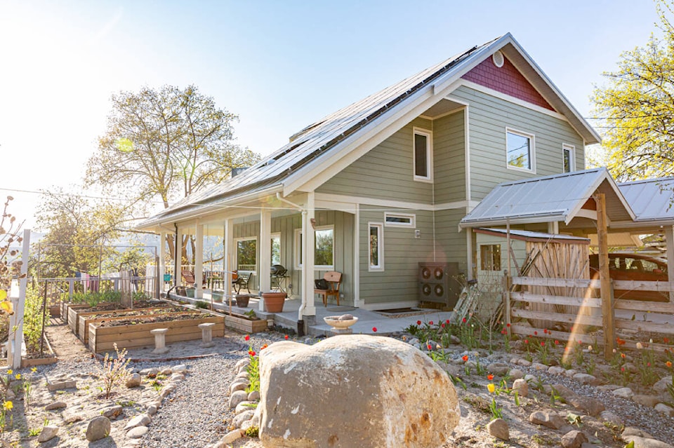 32415768_web1_230420-VMS-home-tour-HOMETOUR_1