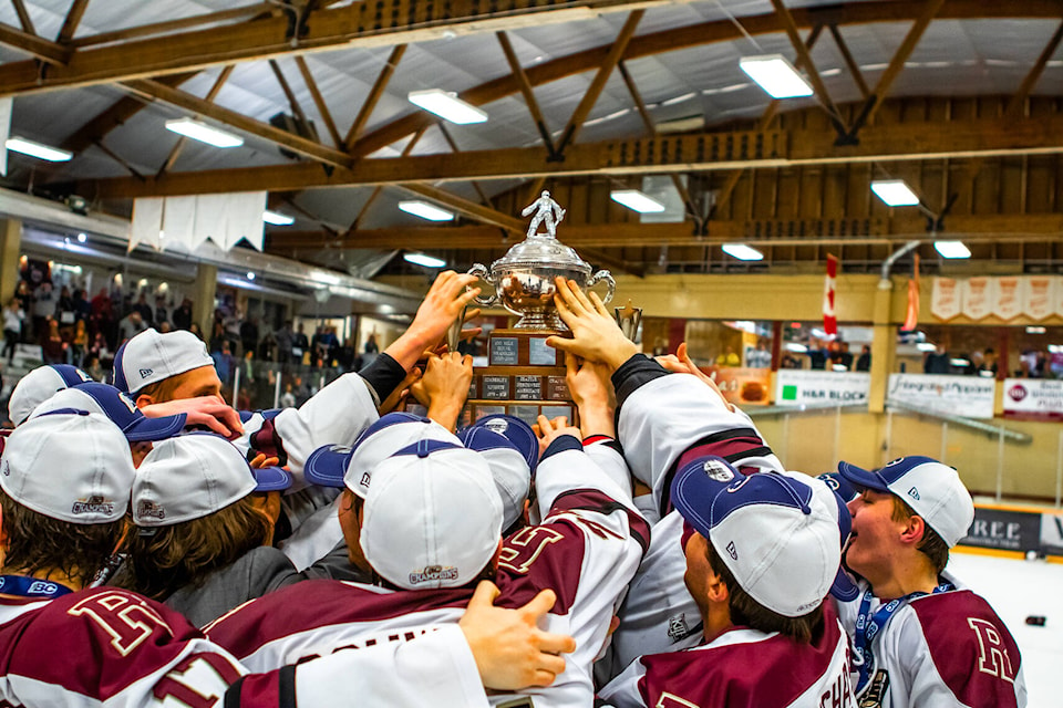 The Revelstoke Grizzlies hoisting the Cyclone Taylor Cup. (Matthew Timmons Photography)