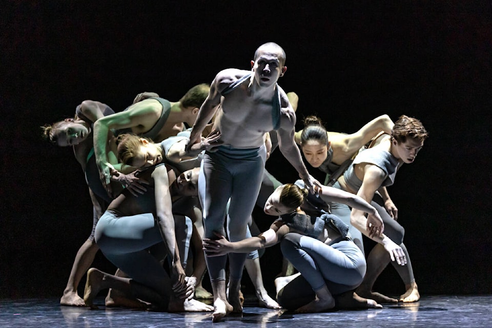 32489202_web1_copy_230427-VMS-ballet-diego_1