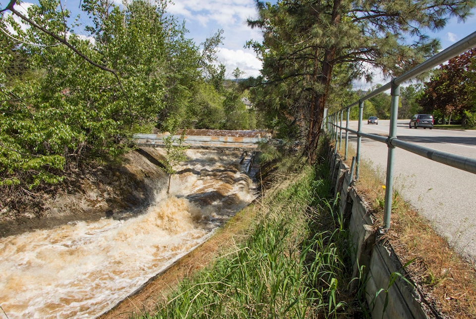 32572031_web1_180516-PWN-PentictonCreek