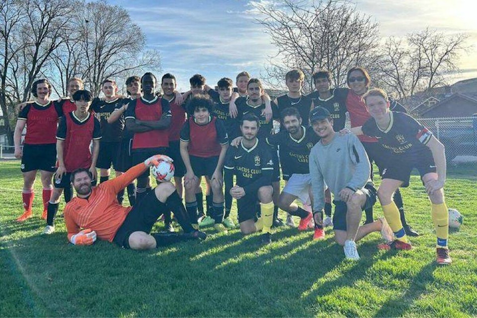 32581664_web1_230504-VMS-Soccer-_1