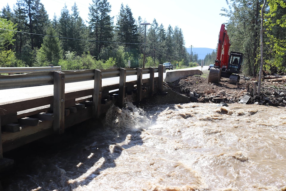 32640796_web1_230511-VMS-flooding-update-1_1