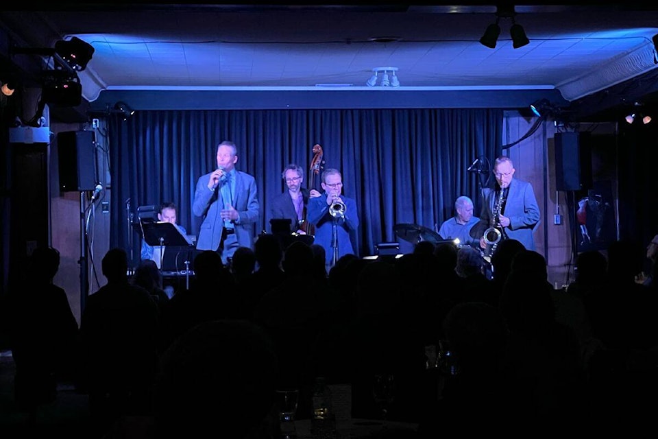 32673193_web1_230511-VMS-JazzClub-_1