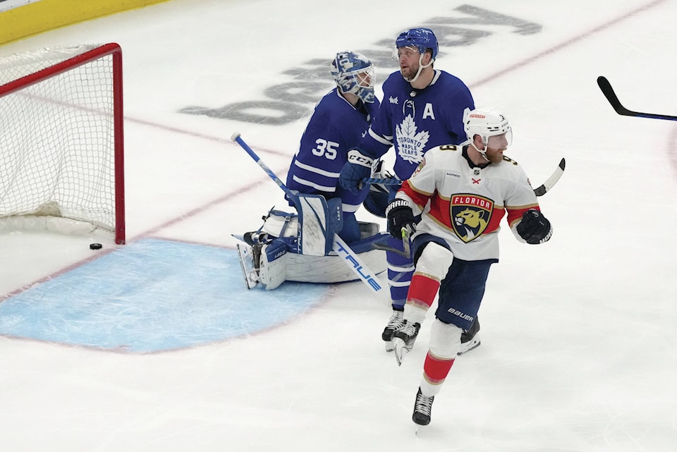 32733201_web1_230503-RDA-Sports-Panthers-Maple-Leafs_1