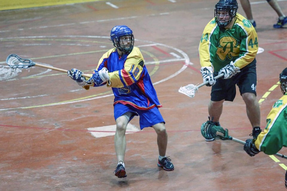 33053734_web1_180613-VMS-senior-boxla