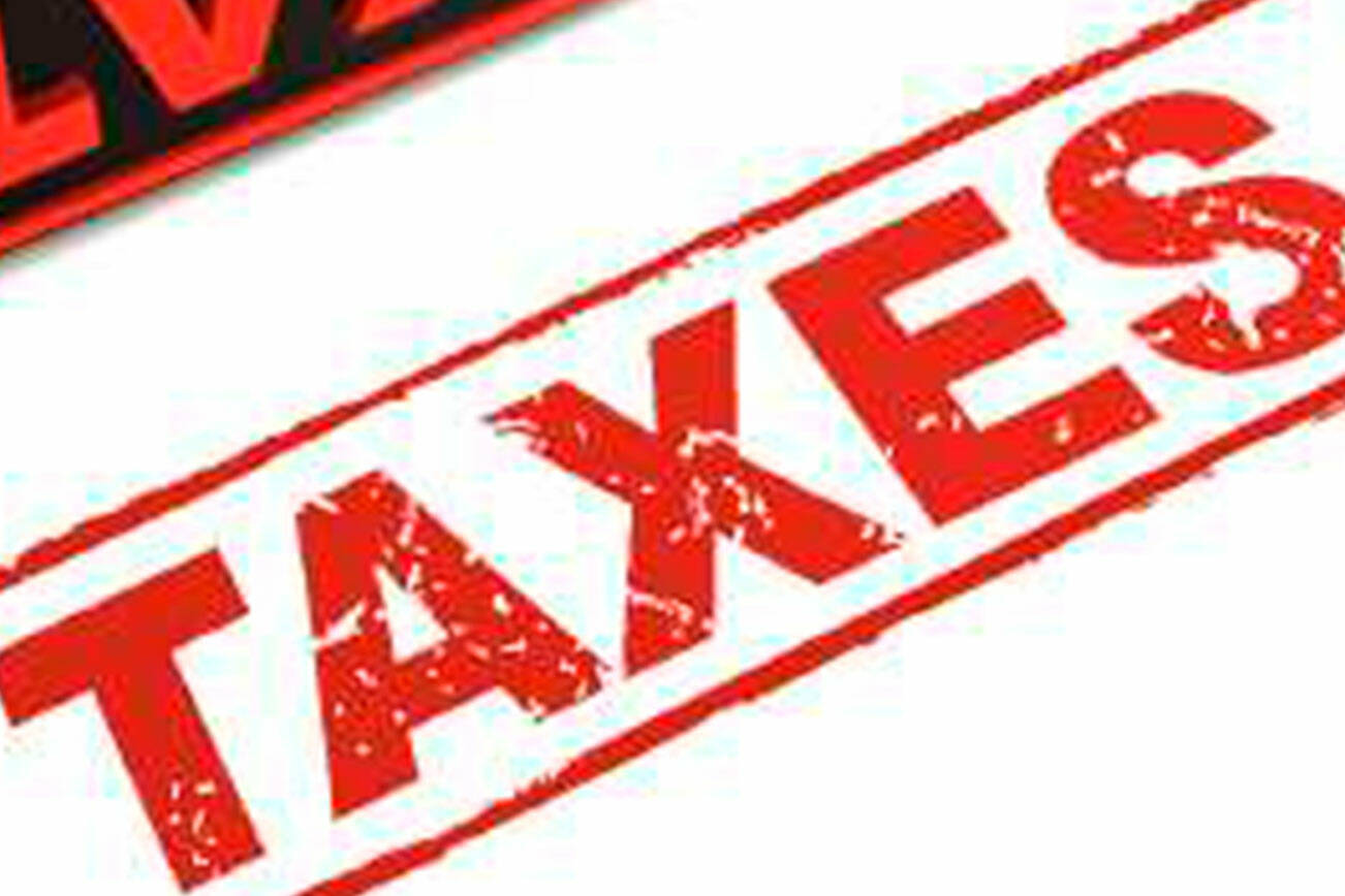 33131159_web1_taxes-T-29