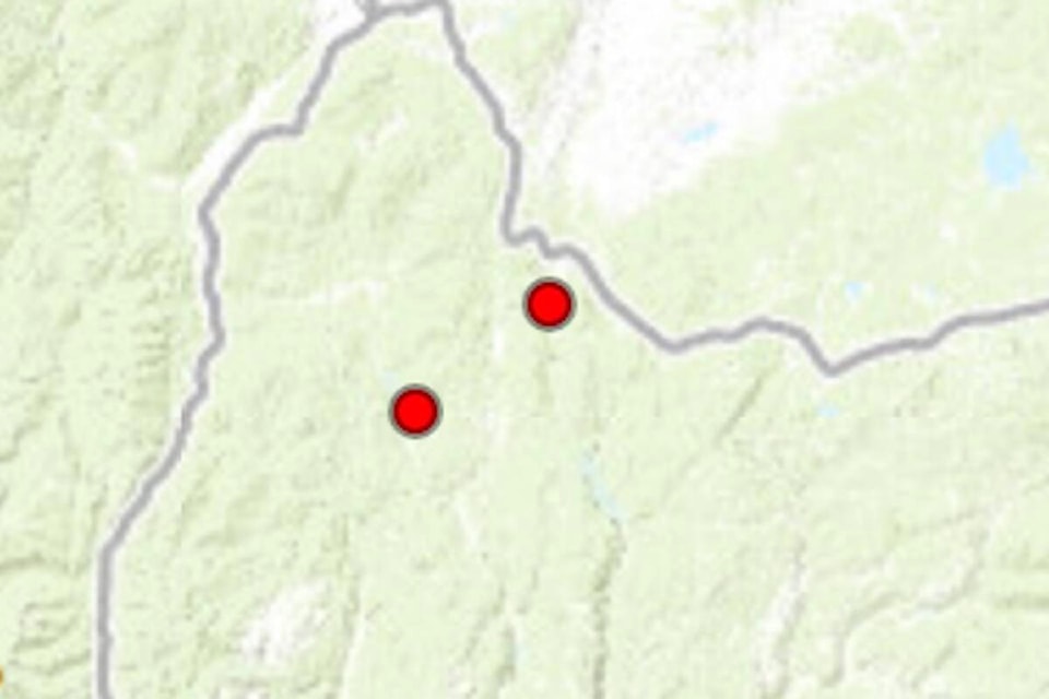 33168286_web1_230706-KCN-two-wildfires_1
