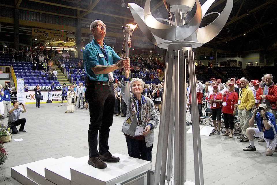 33261459_web1_170913-VMS-open-ceremony-1-lv