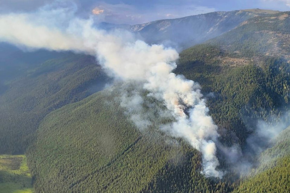 33282779_web1_230720-RTR-FIRE-GLACIER-cover_1
