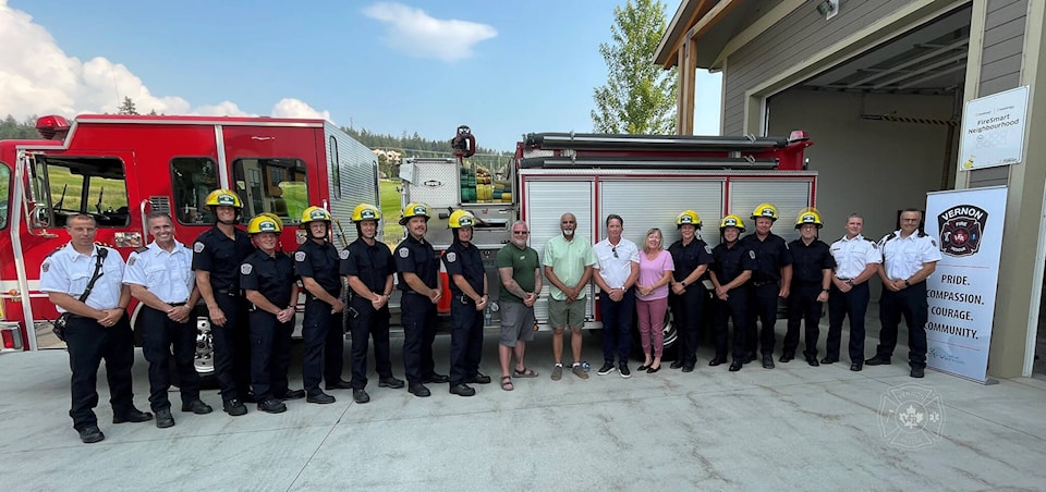 33286508_web1_230713-VMS-predator-ridge-fire-hall-PREDATOR_2