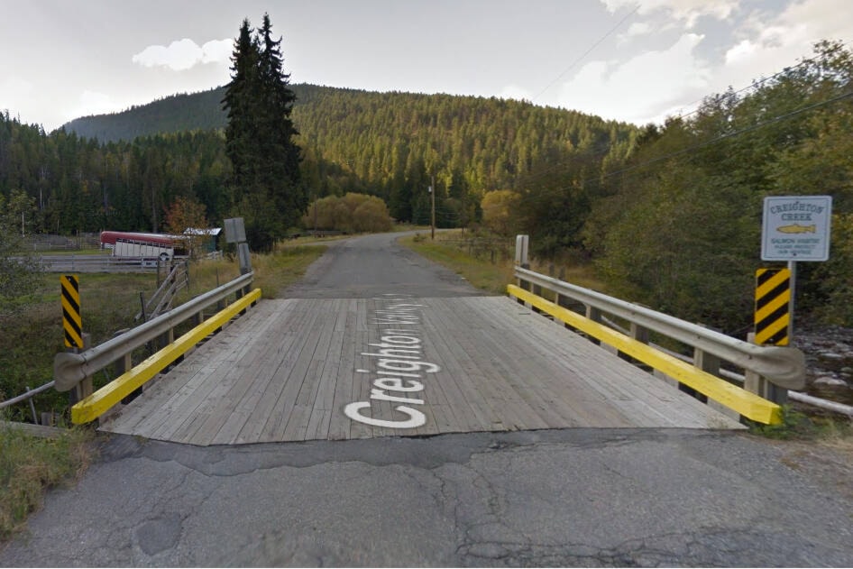 33287885_web1_230713-VMS-Lumby-bridge-1_1