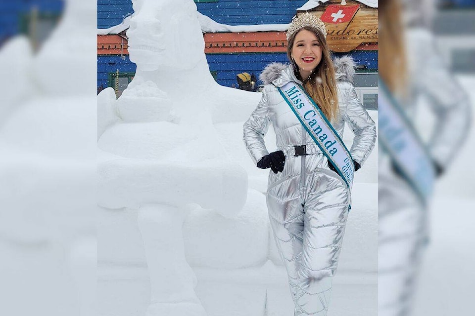 33317709_web1_230720-VMS-MissInternational-_1