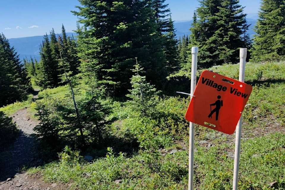 33356916_web1_230727-VMS-hiker-trail_1