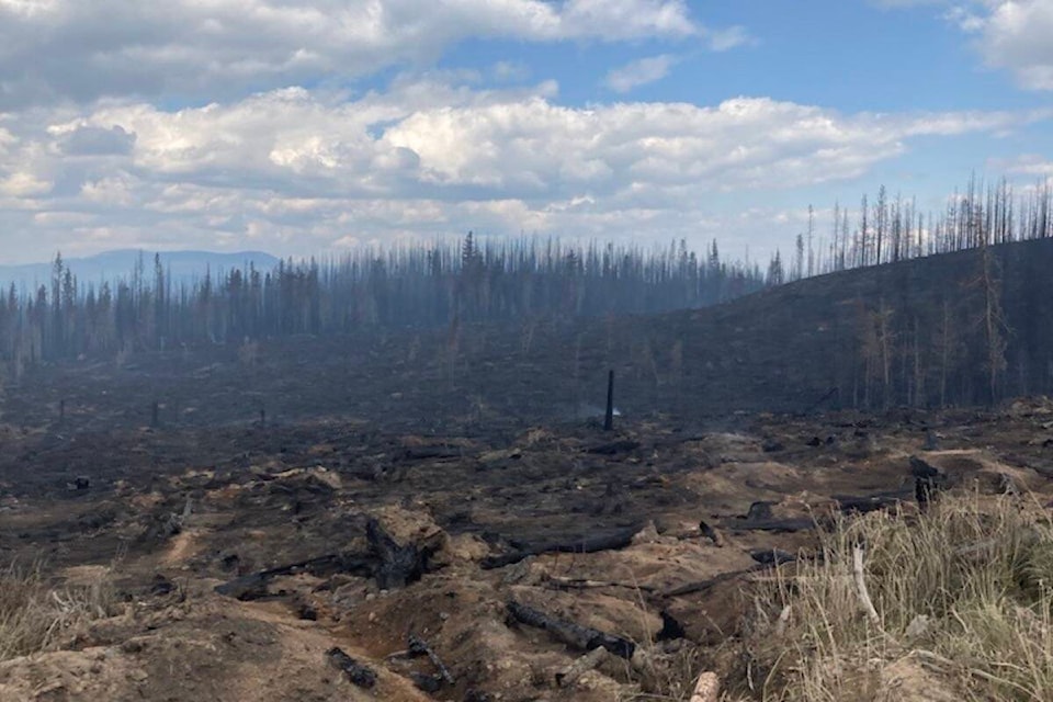 33385676_web1_230727-KCN-bush-creek-east-fire-_1