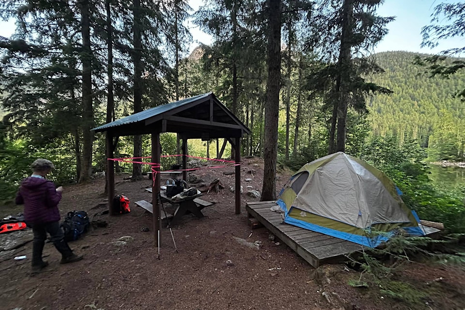 33435902_web1_230803-VMS-VSAR-camping-1_1