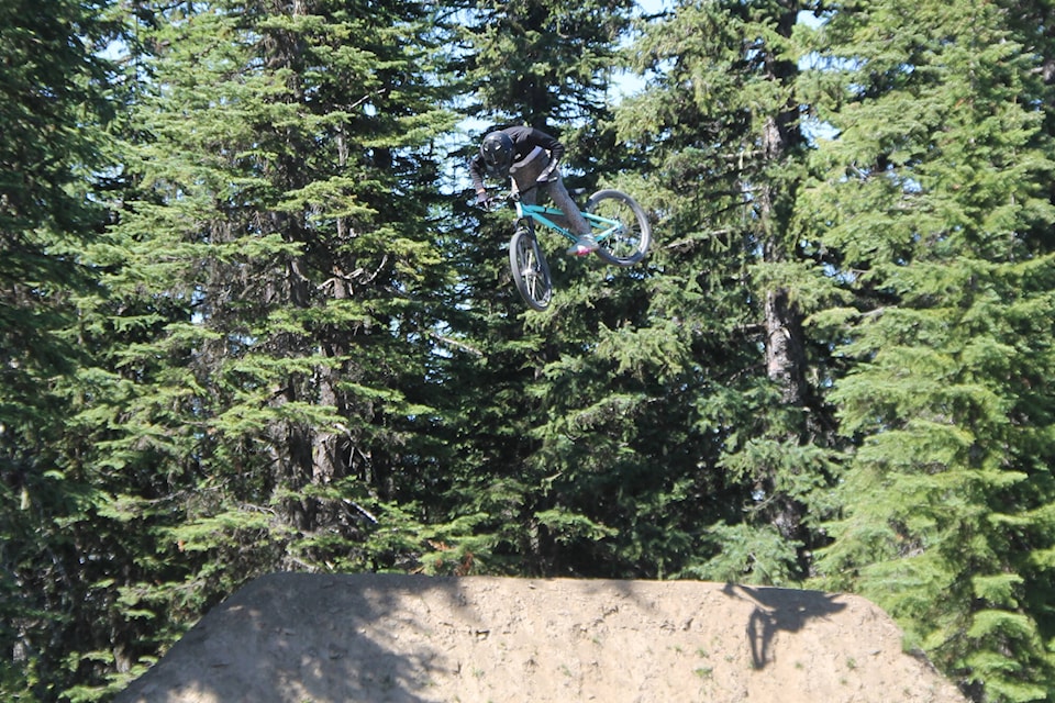 33492597_web1_230803-VMS-Crankworx-1_2
