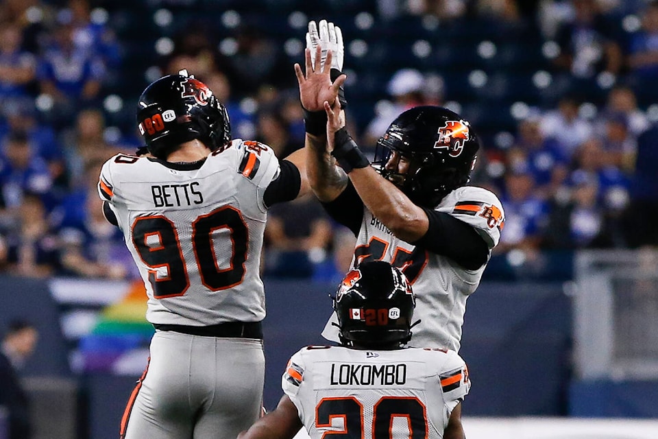 33500426_web1_230803-CPW-Lions-defence-best-defence_1