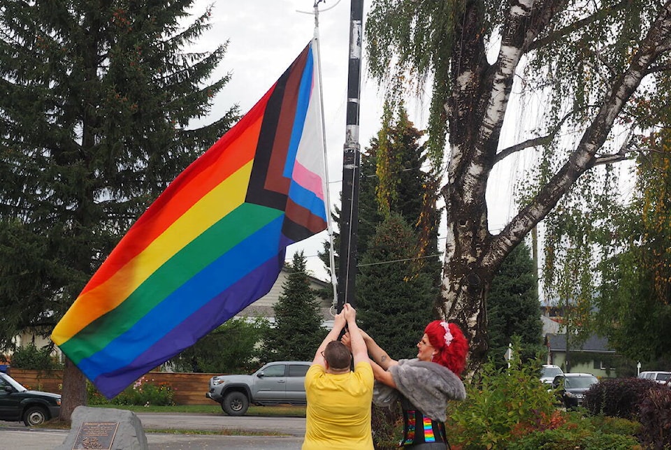 33516176_web1_220929-FFP-PRIDEOPEN-fcdsfdsfaes_3