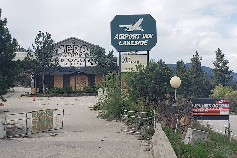 33517042_web1_230809-WIN-airportinn-development-airportinn_1