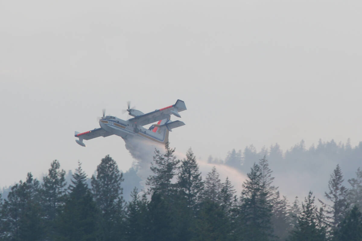 Crews responding to a wildfire just west of Castlegar, Aug. 5, 2023. Photo: Betsy Kline