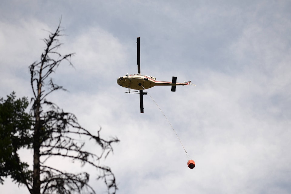 33588782_web1_230809-HAY-Hay-River-evacuation_1