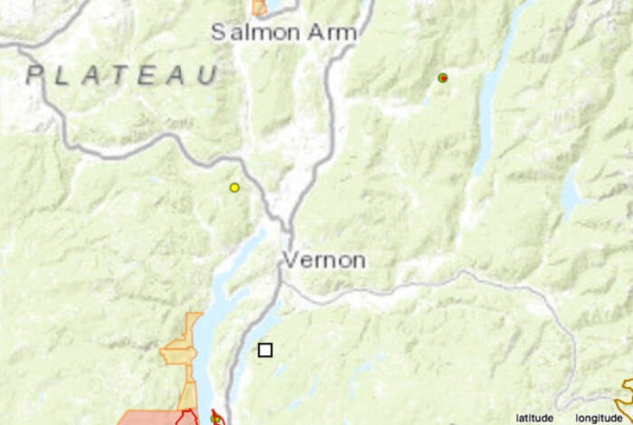 33840323_web1_230914-VMS-small-wildfire-held-1_1
