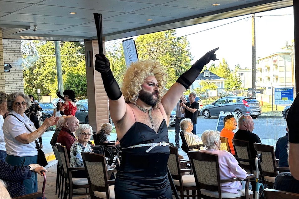 Aging is a Drag performer doing crowd work