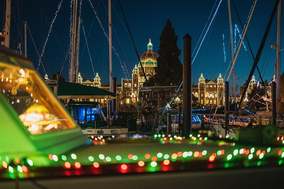 holiday-light-up