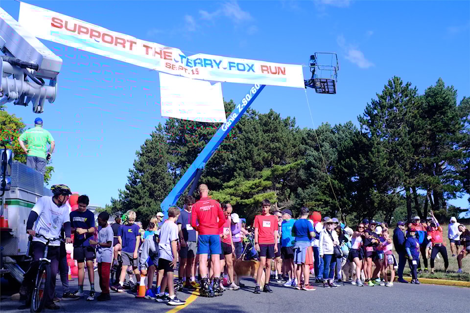 Nearly 1,000 people participated in this year’s Victoria Terry Fox Run to raise money for cancer research.