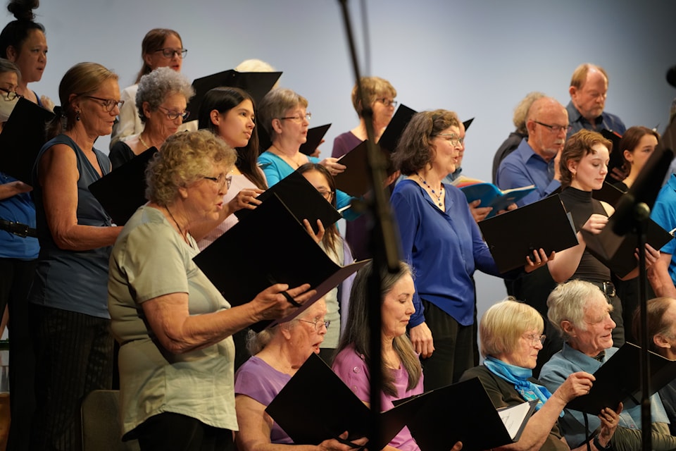 240910-vne-voices-in-motion-choir