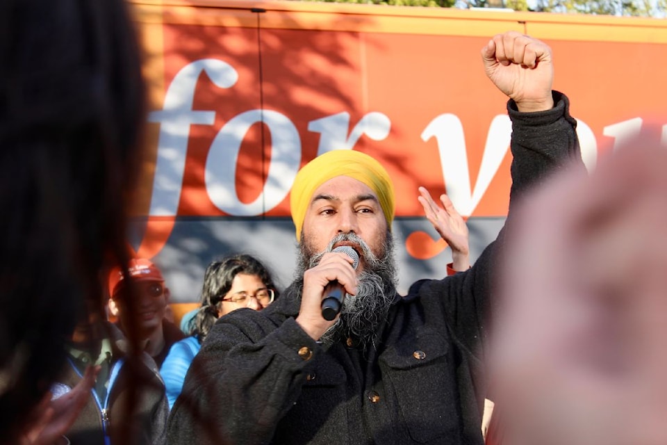 NDP Leader Jagmeet Singh visited Beacon Drive In Restaurant on Saturday evening.