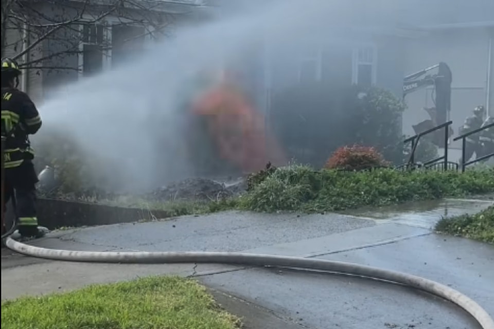gaslinefire1